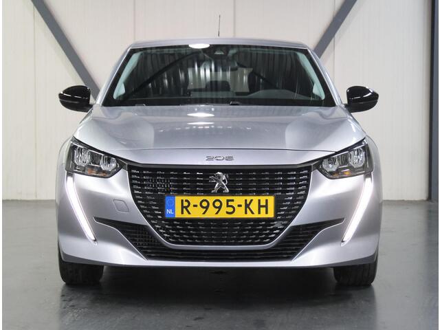 Peugeot 208 100PK Allure | 1ste eigenaar | Parkeersensoren | AppleCarPlay/AndroidAuto | Climate Control | Cruise Control | LED lampen | 16" LMV | AUTOMAAT | Isofix | Privacy Glass |