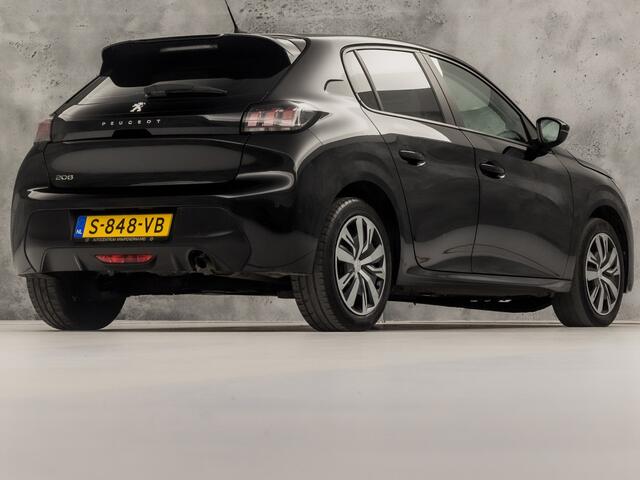 Peugeot 208 1.2 PureTech Sport Automaat (APPLE CARPLAY, PARKEERSENSOREN, GETINT GLAS, SPORTSTOELEN, CRUISE, LANE ASSIST, NIEUWSTAAT)