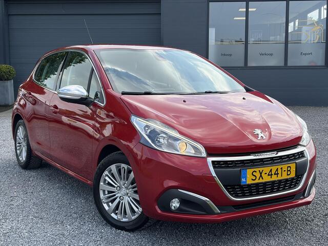 Peugeot 208 1.2 PureTech Blue Lease Executive Trekhaak,Navi,Cima,Cruise,Pdc,Net beurt gehad,Lm velgen,5 Deurs,D-riem vv in 2024,N.A.P,Apk tot 06-2027