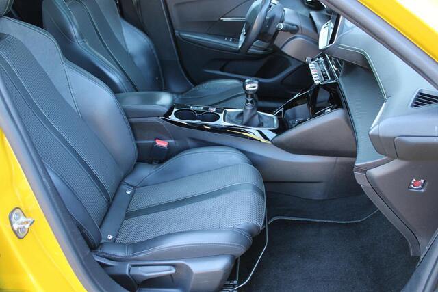 Peugeot 208 1.2 PureTech GT-Line Pano Airco Navi Carplay Camera 1e eigenaar Vollll!!!!!