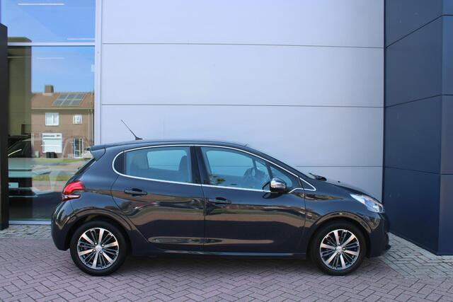 Peugeot 208 1.2 PureTech 110pk Allure Automaat Airco Navi Camera Perfect onderhouden