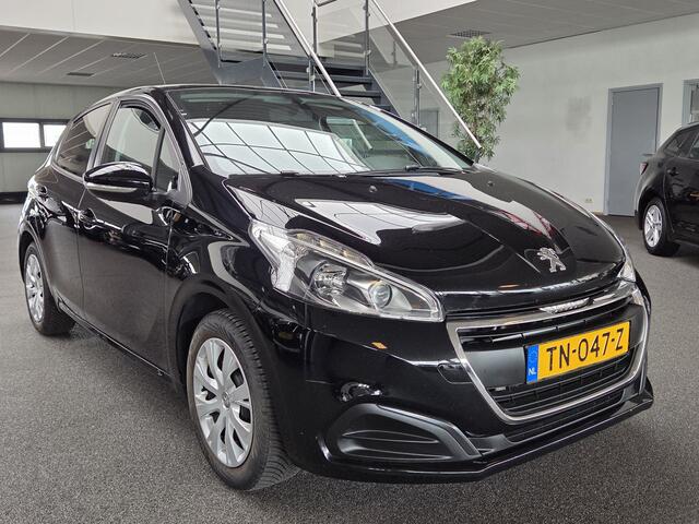 Peugeot 208 1.2 PureTech Blue Executive / Recent nieuwe D-riem en banden