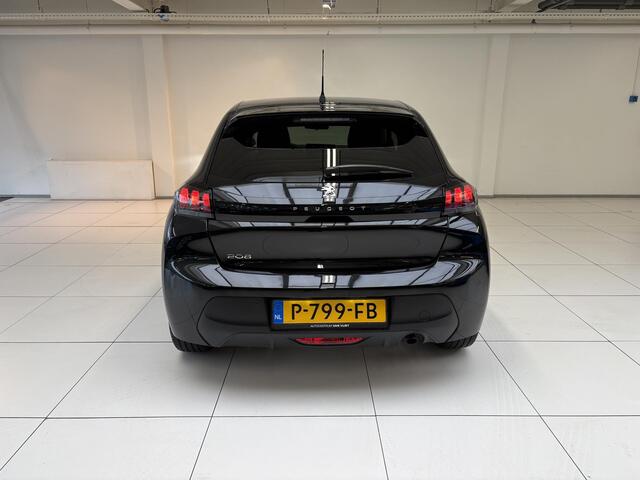 Peugeot 208 1.2 PureTech Active .