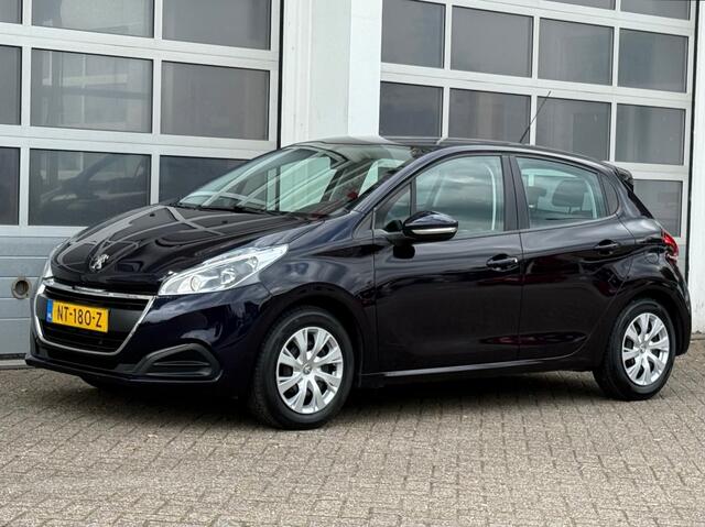 Peugeot 208 1.2 Puretech 82PK Active Airco Navi Cruise Trekhaak NW APK!