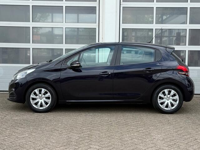 Peugeot 208 1.2 Puretech 82PK Active Airco Navi Cruise Trekhaak NW APK!