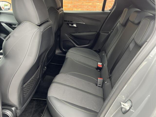 Peugeot 208 Hybrid 145 e-DCS6 GT | Keyless | Camera voor + achter | Carplay/Android Auto | Adaptive Cruise Control | Climate Control |