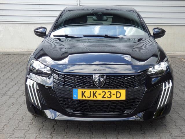 Peugeot 208 1.2 Hyb 145 GT