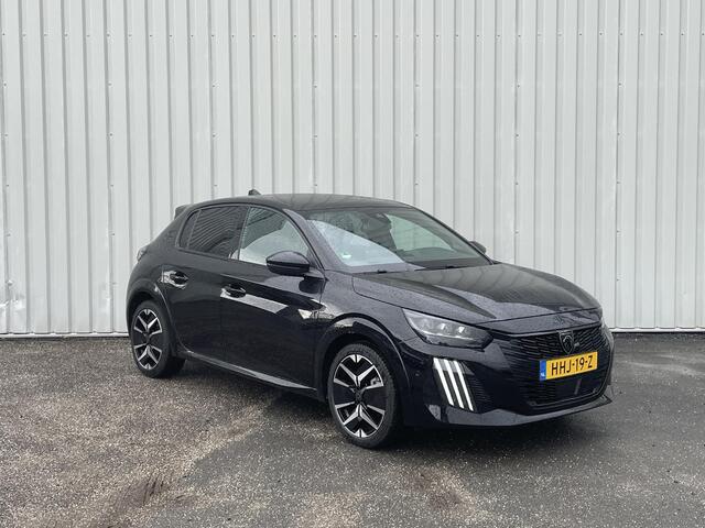 Peugeot 208 1.2 Hybrid 110 e-DCS6 GT | Panoramadak | Leder/Alcantara | Stoelverwarming | 360° camera | Dodehoek Detectie | Apple Carplay/Android Auto