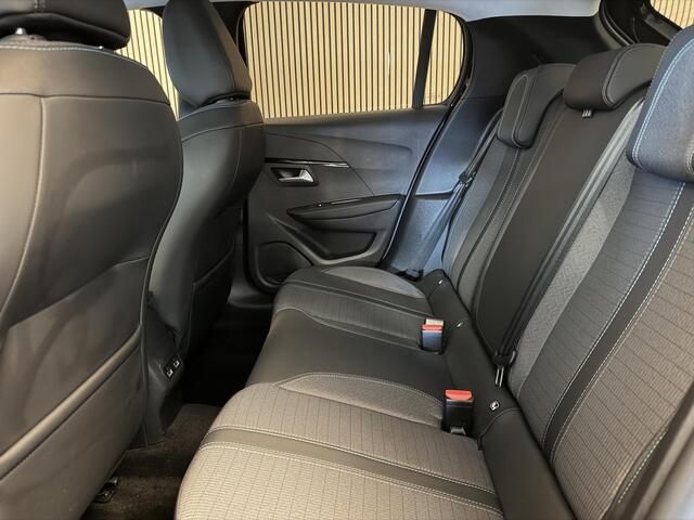 Peugeot 208 1.2 PureTech 100PK Aut. Allure Pack | Carplay | Camera | Stoelverw. | Keyless | Incl. garantie