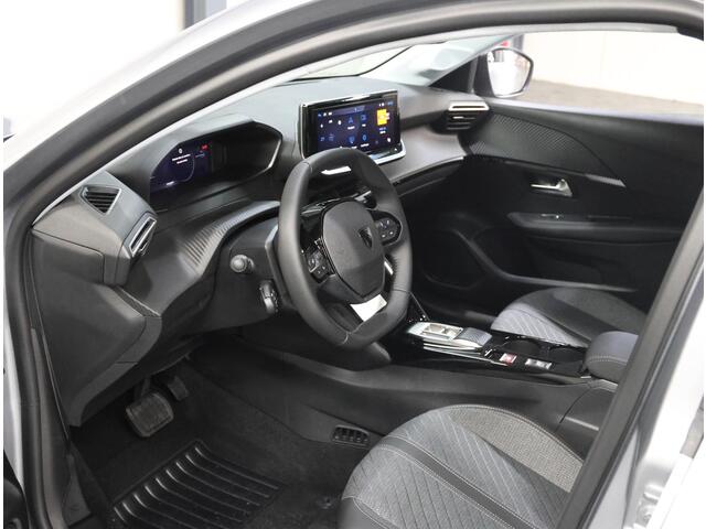 Peugeot 208 Hybrid 100 e-DCS6 Allure | Camera Voor/Achter | Dodehoekdetectie | ClimateControl | Navigatie | CruiseControl | AppleCarPlay/AndroidAuto | Keyless Start |