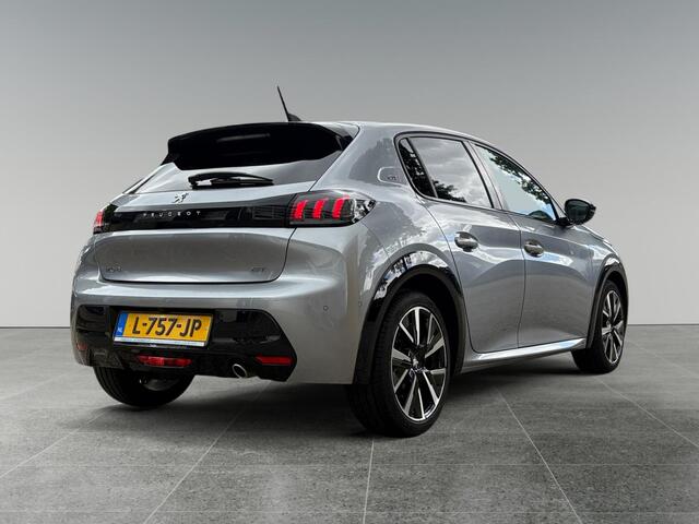 Peugeot 208 GT Pack 1.2 Turbo 100pk | PANODAK | ALCANTARA/LEDER | ADAPTIVE CRUISE | STOELVERW. | DODEHOEKBEW. | NAVI | CAMERA | DAB+