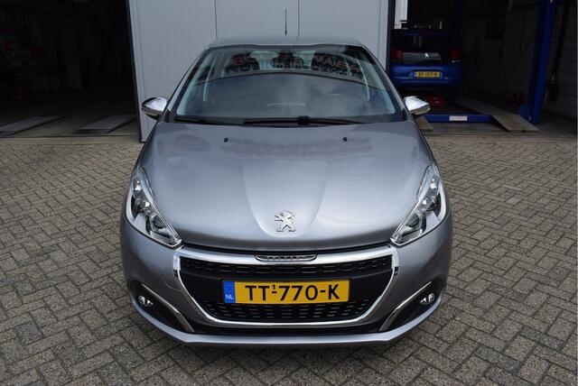 Peugeot 208 1.2 Allure 110PK | Automaat | NL-Auto | Apple Carplay/Android Auto