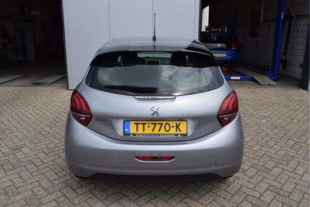 Peugeot 208 1.2 Allure 110PK | Automaat | NL-Auto | Apple Carplay/Android Auto