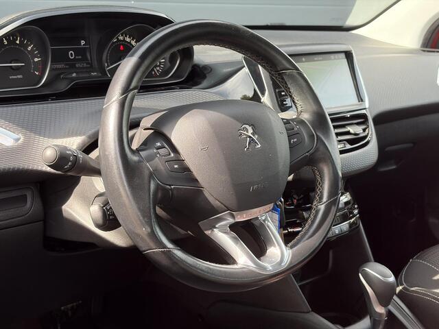 Peugeot 208 1.2 PureTech Allure 110pk,D-riem vv in 05-2026,Carplay,Navi,N.A.P,Lm velgen,Dealer Onderhouden,Clima,Cruise,Pdc,2e Eigenaar,Nieuwe Apk bij Aflevering