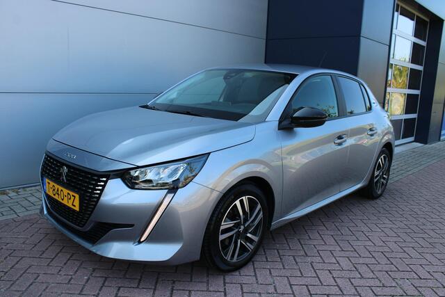 Peugeot 208 1.2 PureTech Style Airco Navi Camera Carplay Dealer onderhouden