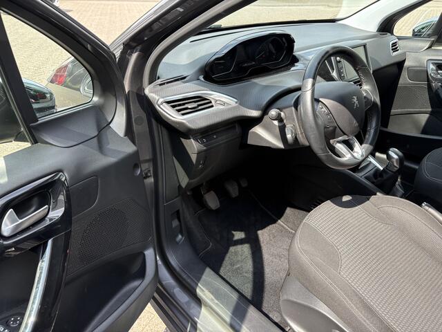 Peugeot 208 1.2 PureTech Blue Lease Allure