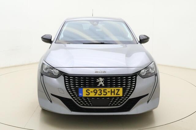 Peugeot 208 1.2T Allure Pack 100pk | Navigatie | Adaptive Cruise Control | Stoelverwarming | Climate Control | Achteruitrijcamera | LED koplampen | 3D Cockpit | 16'' Lichtmetalen velgen | Apple Carplay & Android Auto