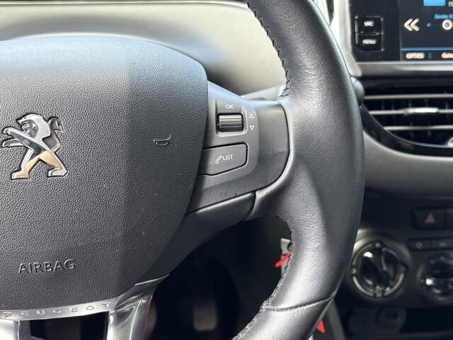 Peugeot 208 1.2 PureTech Carplay Airco Cruise Pdc