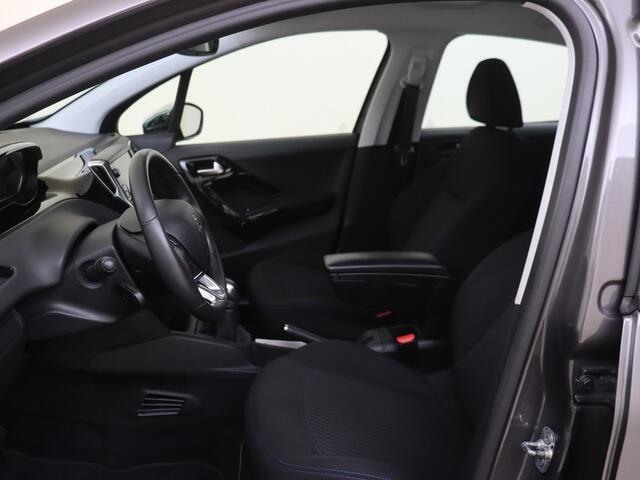 Peugeot 208 1.2 PureTech Signature Parkeerhulp achter | Cruise controle | Apple Carplay & Android Auto!!