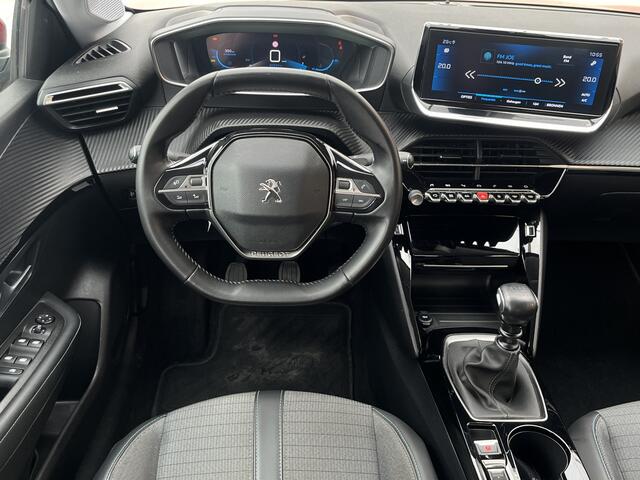Peugeot 208 PureTech 100 Allure | Carplay/Android Auto | Navigatie | Bluetooth | Parkeersensoren achter | Climate Control | Cruise Control |