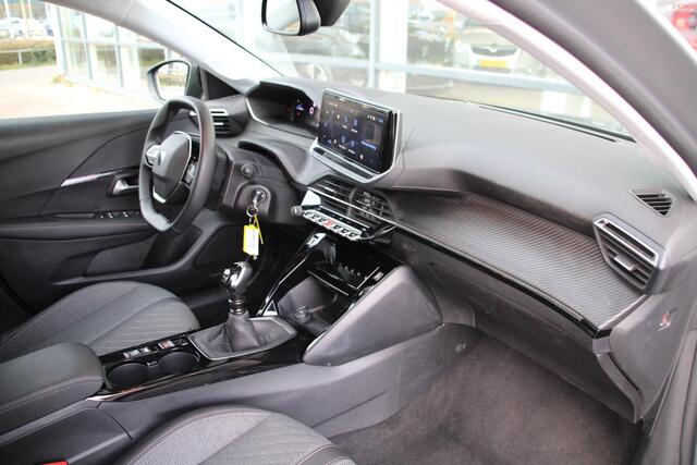 Peugeot 208 1.2 PureTech 100 Allure Airco Cruise Carplay Rondom sensoren nieuwstaat