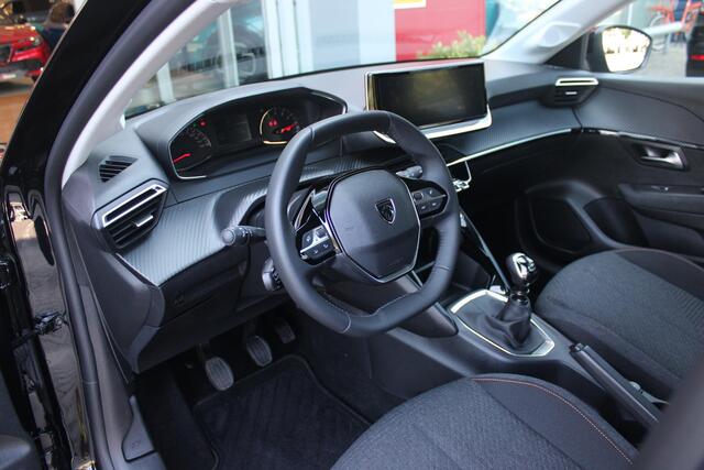 Peugeot 208 1.2 100PK STYLE | APPLE CARPLAY/ANDROID AUTO | CRUISE CONTROL | AIRCO | PARKEERSENSOREN ACHTER | DAB+ RADIO | LICHT SENSOR | LAGE KM STAND! |