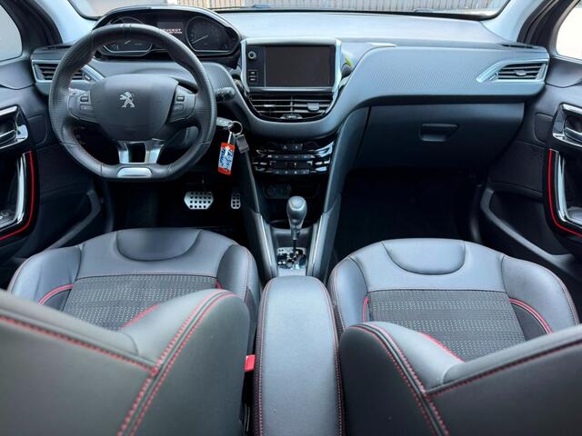 Peugeot 208 1.2 PureTech GT-Line 110pk AUT / Apple Carplay / Camera / Navi