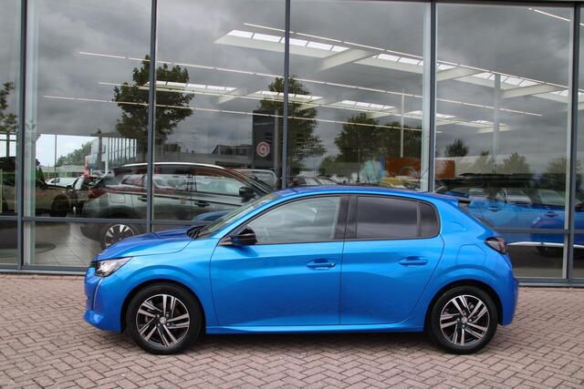 Peugeot 208 1.2 PureTech 100pk Allure Pack Airco Navi Camera Carplay 41.492km Nieuwstaat