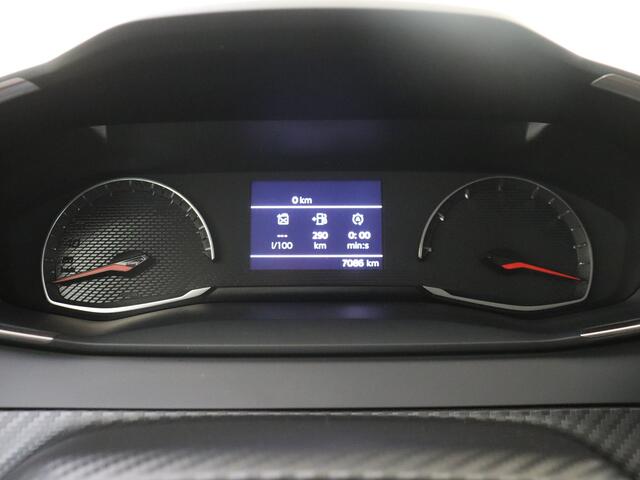 Peugeot 208 1.2 PureTech 100 Style | Carplay Wireless | Parkeerhulp | Airco |