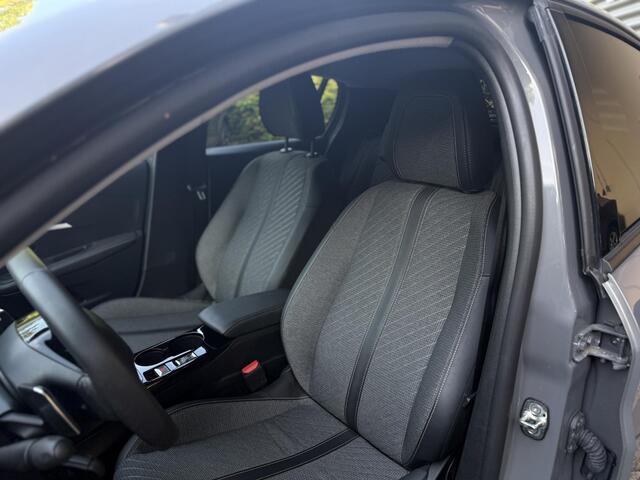 Peugeot 208 1.2 Hybrid 110 e-DCS6 Allure l 360 Camera l Cruise l Virtuele Cockpit l