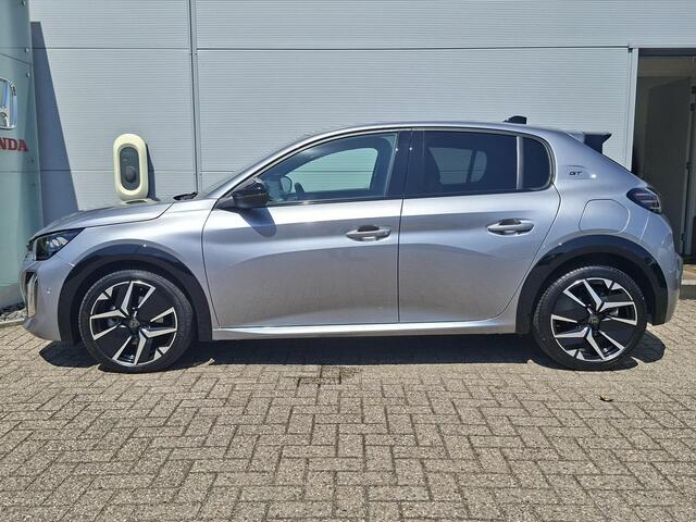 Peugeot 208 1.2 Hybrid 145 e-DCS6 GT - Carplay | 3D Dashboard | 360 cam. | Ad. Cruise