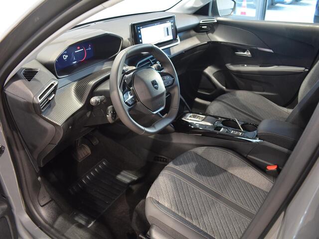 Peugeot 208 1.2 Hybrid 110 e-DCS6 Allure | Navigatie | Camera