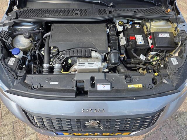 Peugeot 208 1.2 PureTech Active Pack | Nieuwe binnen | Climate control | Trekhaak | 25.000 km!