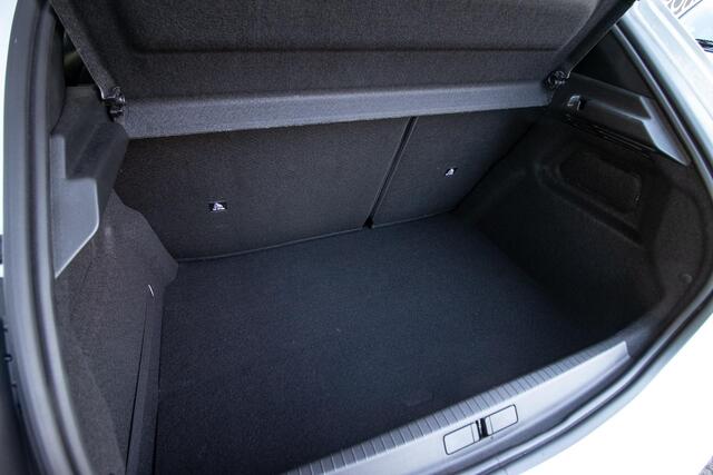 Peugeot 208 1.2 PureTech Automaat Allure | Apple CarPlay / Android auto | Cam | Keyless | Stoelverw.