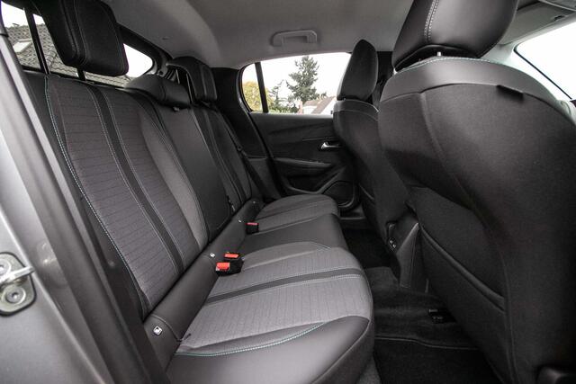 Peugeot 208 1.2 PureTech 100 Allure | Adapt.cruise | Apple cp/Android auto