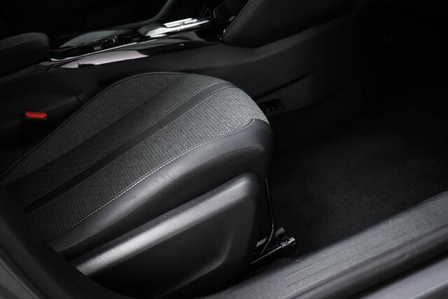 Peugeot 208 1.2 Hybrid 110 e-DCS6 Allure | LED | DAB | APPLE | PDC