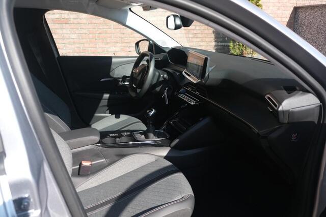 Peugeot 208 1.2 PureTech 100pk Allure | Private Lease vanaf ¤ 349,- p.m.