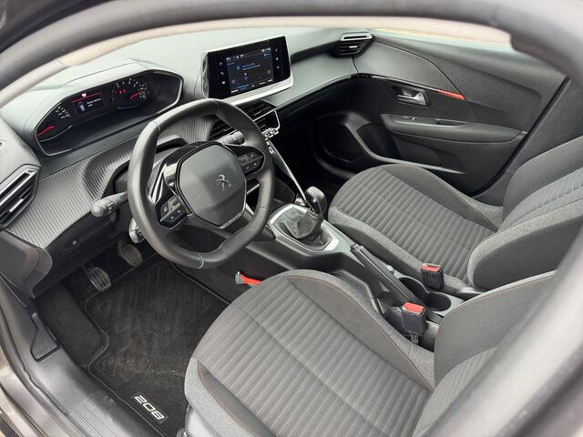Peugeot 208 1.2 PureTech Active Pack- Carplay, Android Auto, Carbon, Led, Park Assist, Privacy Glass