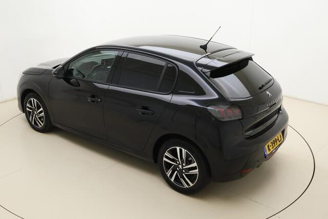 Peugeot 208 1.2 PureTech Allure | Apple carplay/Android auto | Navigatie | Cruise control | Lichtmetalen velgen 16'' | Parkeersensoren achter | LED koplampen |