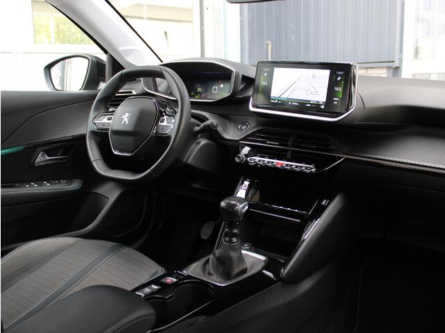 Peugeot 208 1.2T Allure Pack | Camera/Climate/Navi