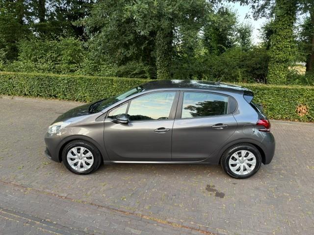 Peugeot 208 1.2 PureTech Blue Lion Trekhaak/Acarplay/Navi/APK