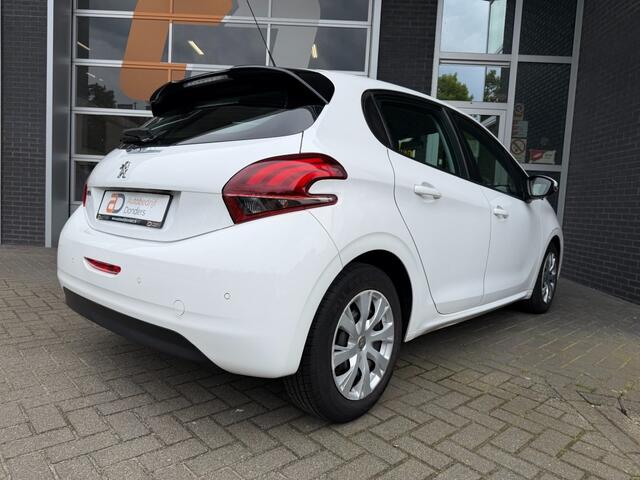 Peugeot 208 1.2 PureTech Blue Lion