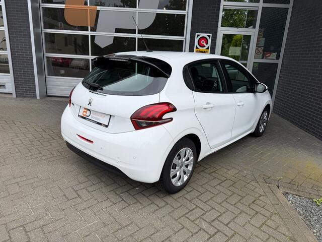 Peugeot 208 1.2 PureTech Blue Lion