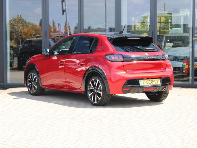Peugeot 208 1.2 PureTech GT Pack | Stoel verwarming / Suede bekleding / Pano