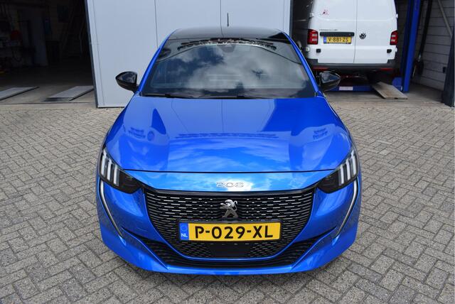 Peugeot 208 1.2 GT 100PK | NL-Auto | Panoramadak | Camera | Automaat