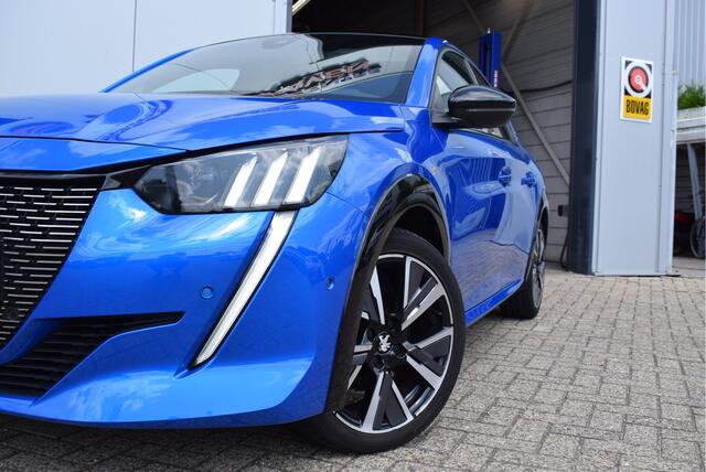Peugeot 208 1.2 GT 100PK | NL-Auto | Panoramadak | Camera | Automaat