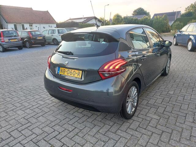 Peugeot 208 1.6 BlueHDi Active Zuinige diesel, lage kilometerstand, zeer netjes