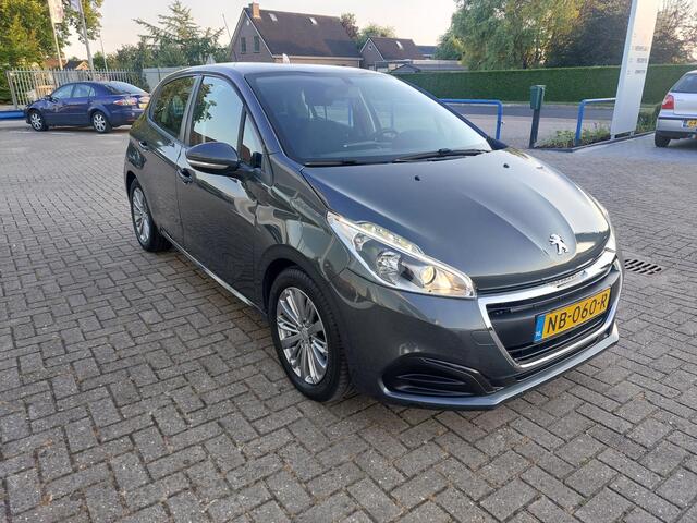 Peugeot 208 1.6 BlueHDi Active Zuinige diesel, lage kilometerstand, zeer netjes