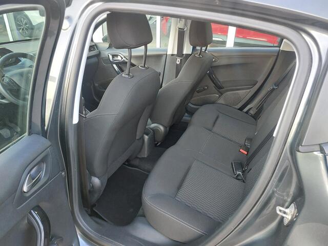 Peugeot 208 1.6 BlueHDi Active Zuinige diesel, lage kilometerstand, zeer netjes