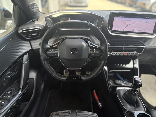 Peugeot 208 1.2T 100pk GT | Full LED | Camera voor + achter | Navi | Keyless Entry | Dodehoek detectie | Draadloos Apple Carplay/Android Auto